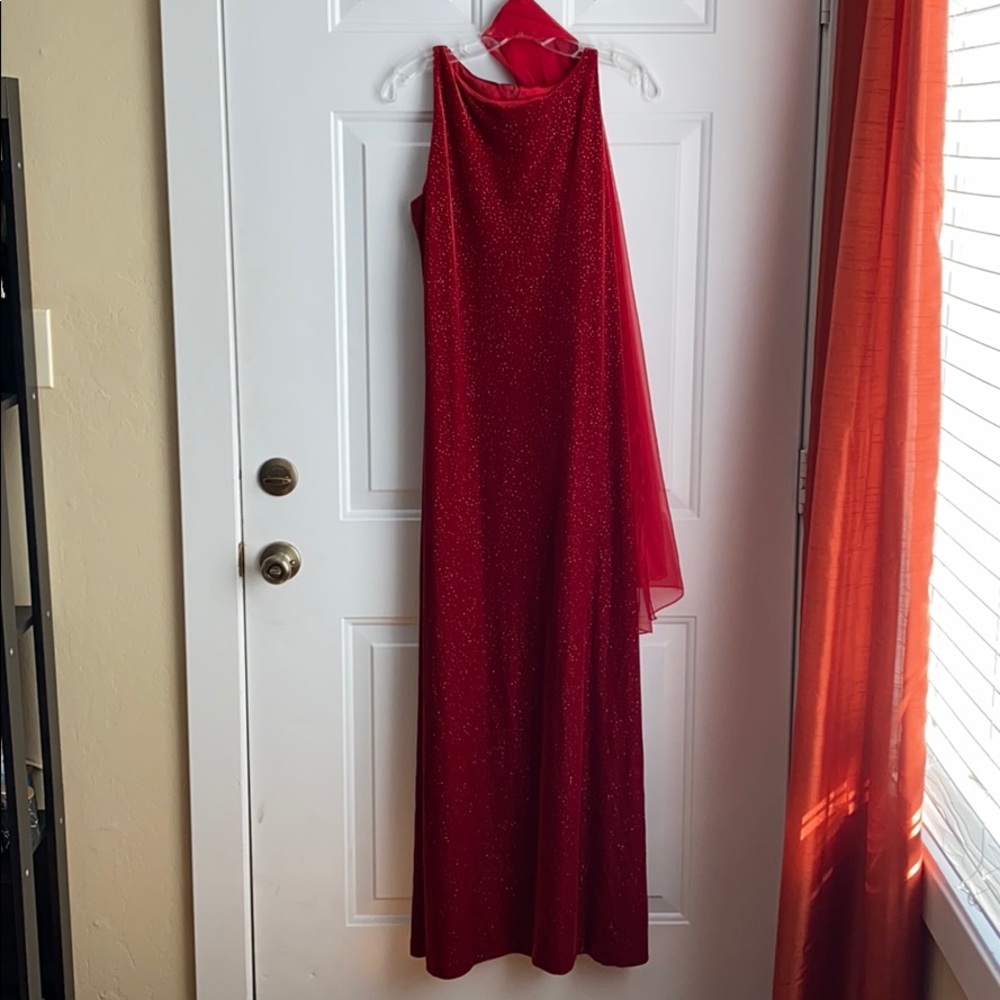Beautiful red evening dress with tags on!